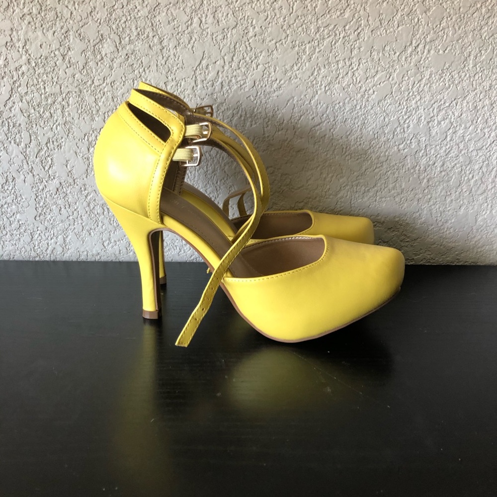 Dream pairs heels